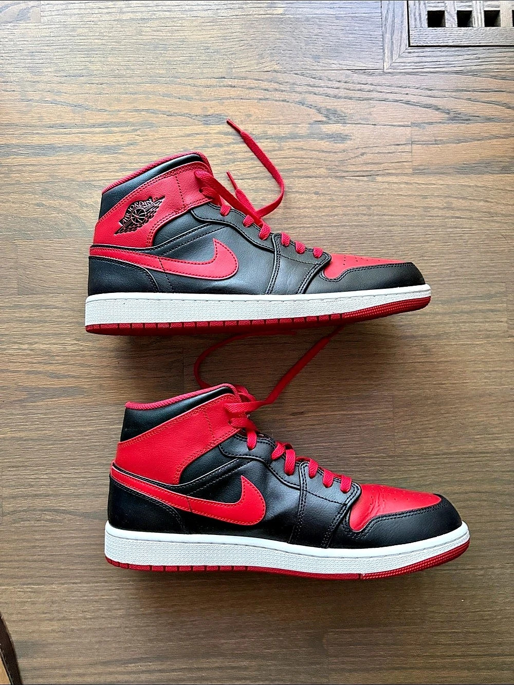 Jordan Air Jordan 1 Mid Sneakers Black & Red US 12 Like New - Picture 4 of 6